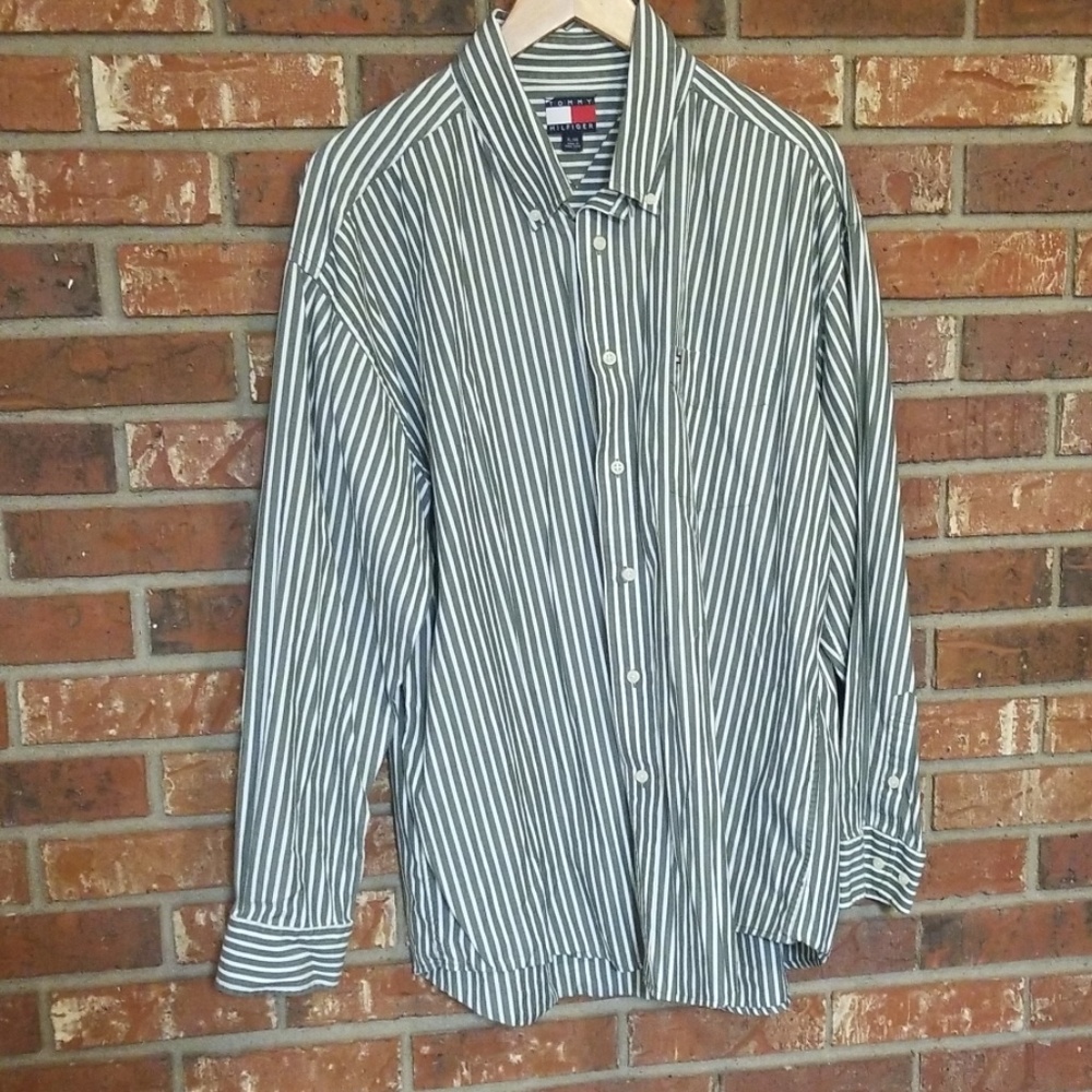 Tommy Hilfiger Men's button down shirt
